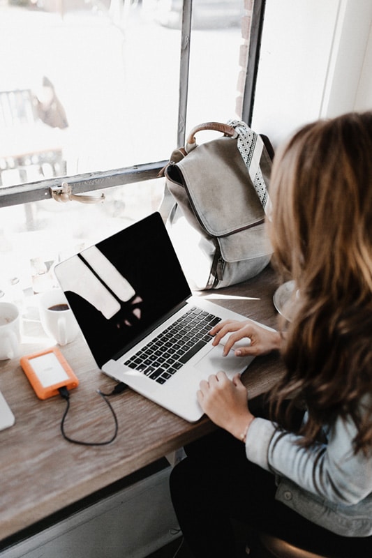 woman at laptop